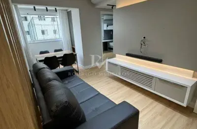 Apartamento mobiliado com 2 quartos na pedra branca, palhoça