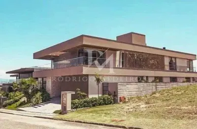 Casa em condomínio fechado com 4 quartos à venda na Rodovia Haroldo Soares Glavan, Cacupé, Florianópolis