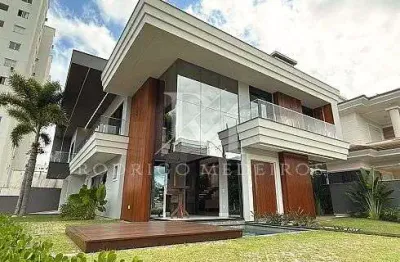 Casa em condomínio com piscina e 5 suítes na Pedra Branca, Palhoça