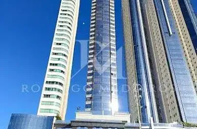 Apartamento frente mar com 4 suítes na Barra Sul, Balneário Camboriú