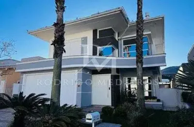 Casa com 3 quartos à venda na Rua dos Sabiás, Pedra Branca, Palhoça