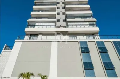 Apartamento com vista para o mar no bairro Fazenda, em Itajaí SC