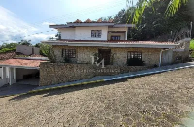 Casa em condomínio fechado com 5 dormitórios no Córrego Grande, Florianópolis