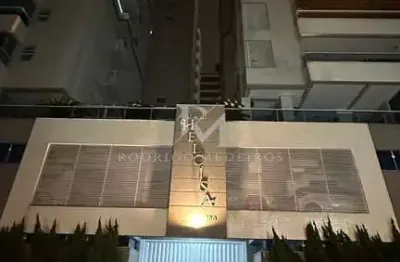 Apartamento com 4 suítes à venda no Residencial Heloísa, Meia Praia, Itapema