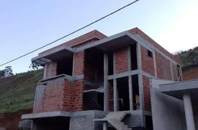 Casa com 4 dormitórios à venda, 260 m² por r$ 780.000,00 - novo horizonte - juiz de fora/mg