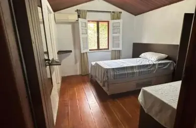Casa para venda em salvador, piatã, 4 dormitórios, 2 banheiros, 2 vagas