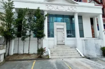 Ponto comercial com 8 salas para alugar na Avenida Antônio Carlos Magalhães, 388, Pituba, Salvador