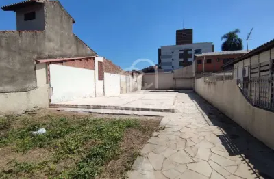 Casa 2 quartos c/ amplo pátio, centro, sapucaia do sul