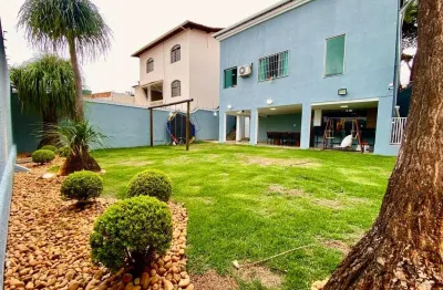 Casa com 3 quartos à venda na Rua Monsenhor Negromonte, 373, Planalto, Belo Horizonte