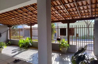 Casa com 4 quartos à venda na Rua Stella Navarro de Miranda, 285, Planalto, Belo Horizonte