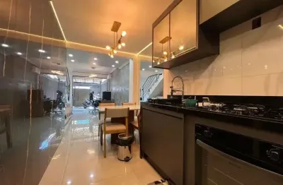 Casa geminada individual - 02 qts. - 01 vg. - r$499k