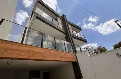 Casa com 3 quartos à venda na Rua São José do Jacuri, 303, Planalto, Belo Horizonte