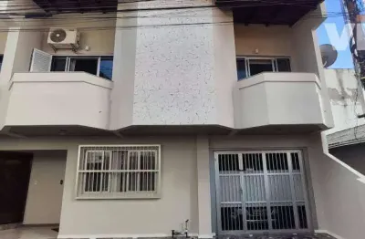 Sobrado com 3 dormitórios à venda, 134 m² por r$ 1.170.000,00 - centro - itajaí/sc