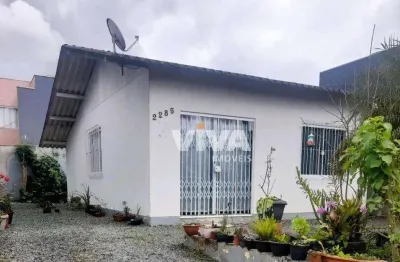 Casa com 2 dormitórios à venda, 53 m² por r$ 300.000 - santa regina - itajaí/sc