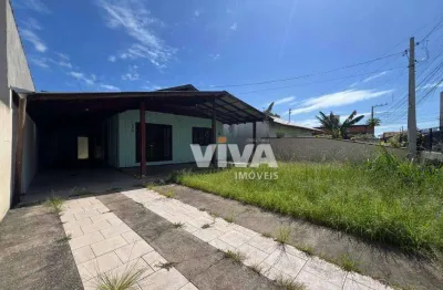 Casa com 3 dormitórios para alugar por R$ 3.300/mês - Centro - Navegantes/SC