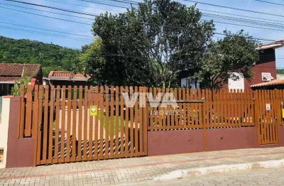 Casa com 2 dormitórios à venda, 122 m² por R$ 850.000,00 - Bombas - Bombinhas/SC