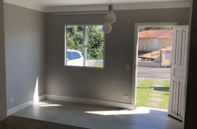 Casa em condomínio para locação em cotia, jardim pioneira, 2 dormitórios, 2 banheiros, 2 vagas