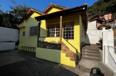 Casa à venda na Caminho Linha Férrea, Morin, Petrópolis