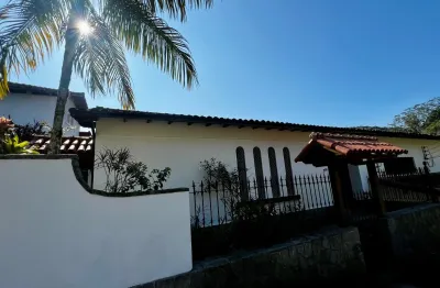 Casa com 4 quartos à venda na Rua Olavo Bilac, Castelanea, Petrópolis