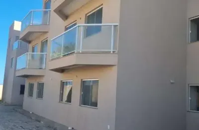 Casa em condomínio fechado com 2 quartos à venda na rua walter da silva maia, 1, ipitanga, lauro de freitas por r$ 340.000