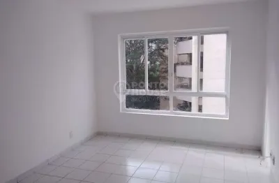 Apartamento para locação, 700 metros do Metro Brigadeiro, 3 dormitórios, suíte