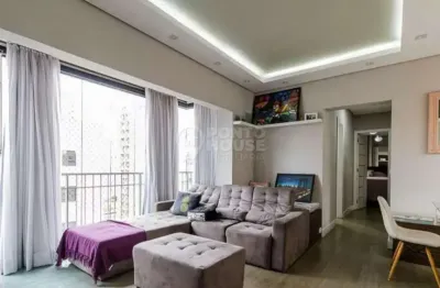 Apartamento à venda vila gumercindo  com varanda e próximo ao metrô