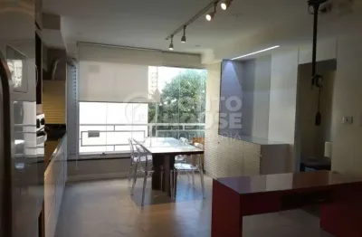 Apartamento mobiliado para locação próximo aos metrôs saúde e praça da árvore