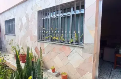 Casa com 4 quartos à venda na Rua Artur Thiré, --, Saúde, São Paulo