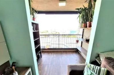 Apartamento à venda no ipiranga, 2 domitótios com varanda e 1 vaga