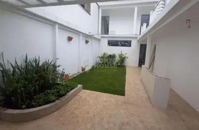 Sobrado comercial à venda com 7 salas e 4 banheiros de 190m² , 1 vaga de garagem