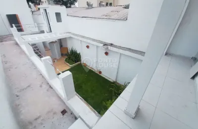 Sobrado comercial à venda com 7 salas e 4 banheiros de 190m² , 1 vaga de garagem