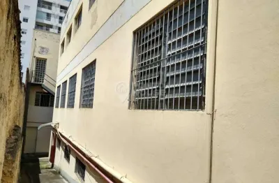 Galpão 850m² de área construida com 5 vagas proximo ao metrô praça da árvore