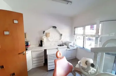 Sobrado comercial à venda na Vila Mariana próximo ao Hospital e Metrô Santa Cruz