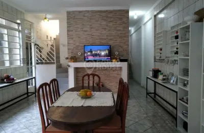 Sobrado à venda Vila Mariana com 3 dormitórios, 3 suítes e 4 vagas