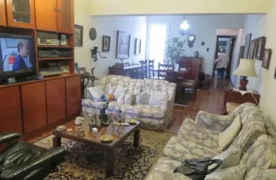 Sobrado à venda com 04 dormitórios, 01 suíte, 01 vaga em vila clementino