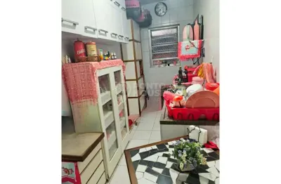 Apartamento à venda no bosque da saúde, com 1 dormitório, 1 banheiro , reformado