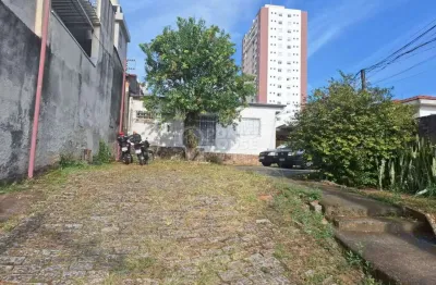 Terreno à venda bairro vila gumercindo, possui 4 casas indepentendes construídas