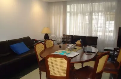 Casa à venda no bairro planalto paulista, 3 dormitórios, 5 vagas e piscina