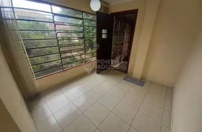 Casa térrea à venda no jardim da saúde com 3 dormitórios, 3 banheiros e 1 vaga