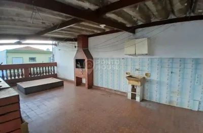 Sobrado à venda no ipiranga de 220m², 5 dormitorios, 3 banheiros e 1 vaga