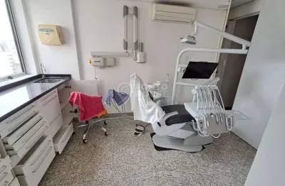 Sala comercial á venda no paraiso perto do metro para consultório dentário 32m²