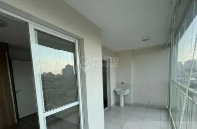 Studio para locação no bairro ipiranga de 1 dormitório, 1 banheiro e 1 vaga