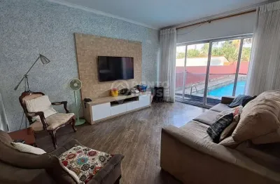 Casa à venda no planalto paulista, 4 suítes, 4 vagas e piscina, 270 m² terreno
