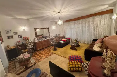 Sobrado à venda no bairro bosque da saúde de 218m², 3 suítes e 3 vagas