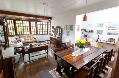 Sobrado à venda bairro jardim prudência, 3 dormitórios, 1 suíte, 2 salas e 1 vaga