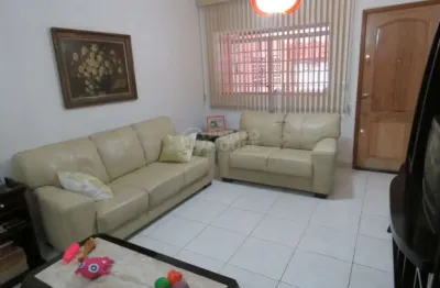 Sobrado  2 dormitórios, 1 vaga perto do metrô à venda na vila gumercindo