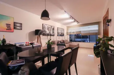 Sobrado reformado de 136 m² na saúde com 3 dormitórios, suíte e 2 vagas