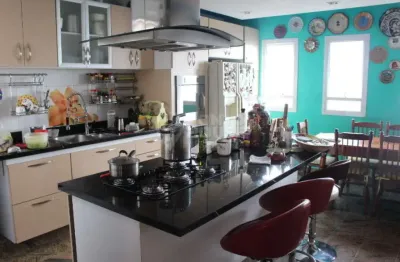 Sobrado à venda no jardim aeroporto com 10 dormitórios e 286m²