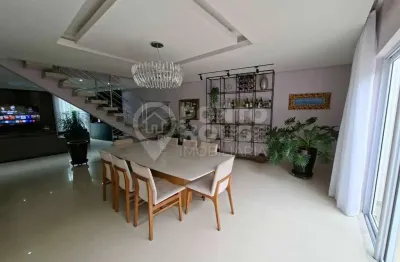 Sobrado à venda no jardim da saúde, com 3 suítes com closets, 4 vagas