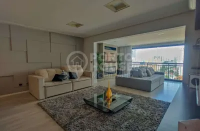 Apartamento mobilado, 94 metros, amplo terraço, 3 dormitórios, 1 suíte e 2 vagas